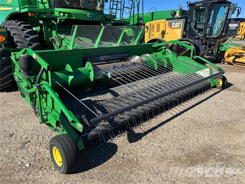 John Deere S690 コンバイン