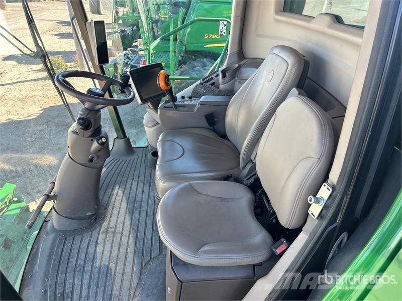 John Deere S690 Maaidorsmachines
