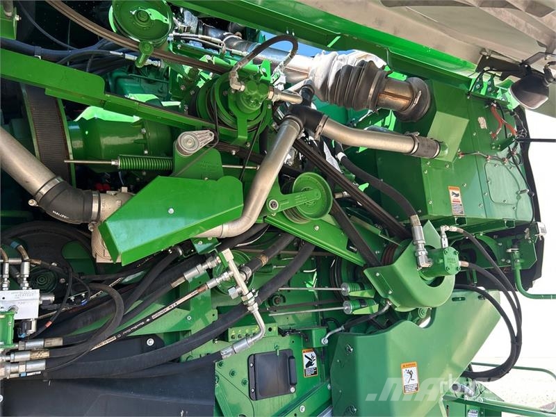 John Deere S690 Kombájnok