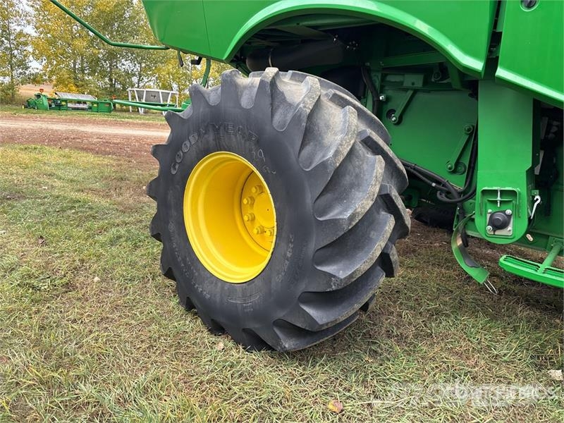 John Deere S690 Biçerdöverler