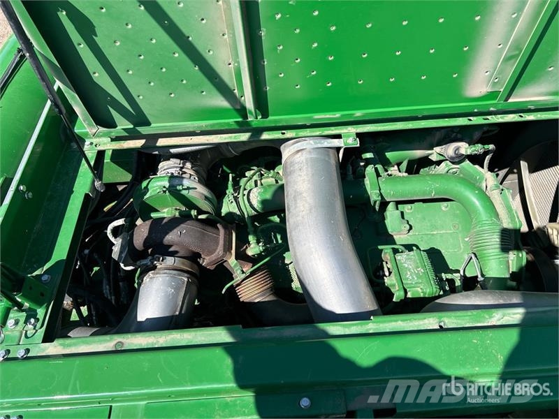 John Deere S690 Leikkuupuimurit