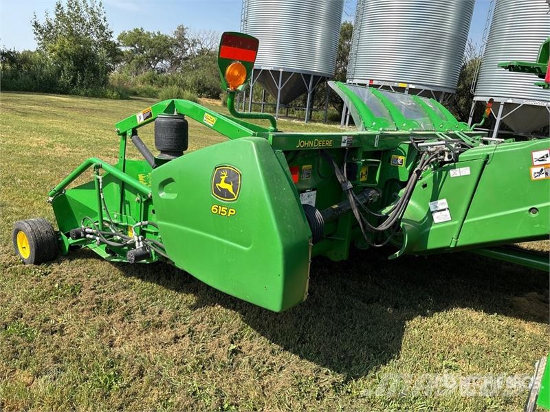 John Deere S690 Mähdrescher