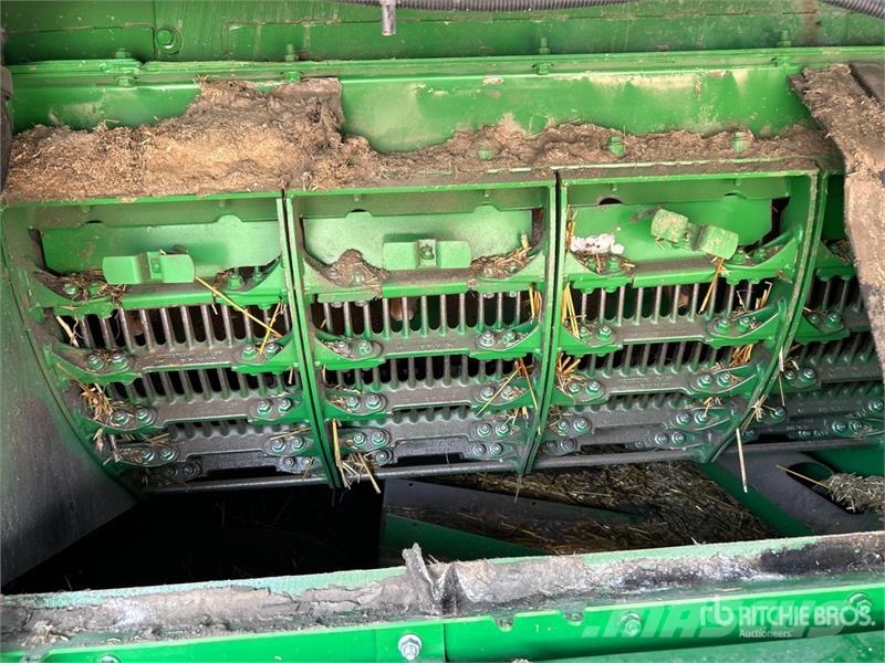 John Deere S690 Kombájnok