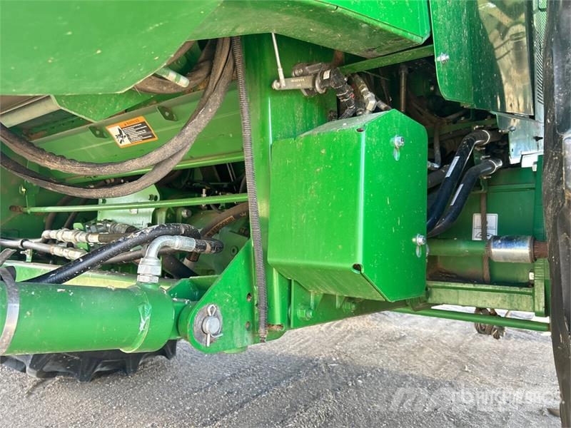 John Deere S690 Leikkuupuimurit