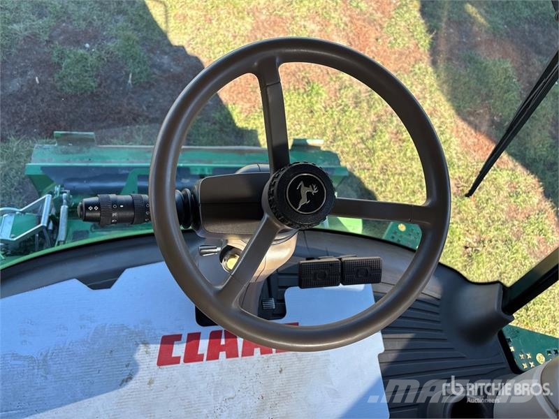 John Deere S690 حصادات