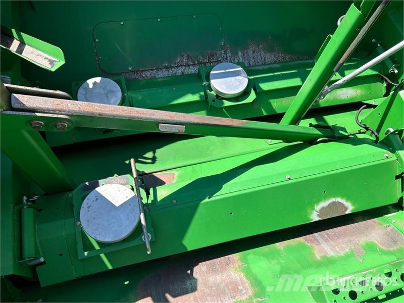 John Deere S690 Kombájnok
