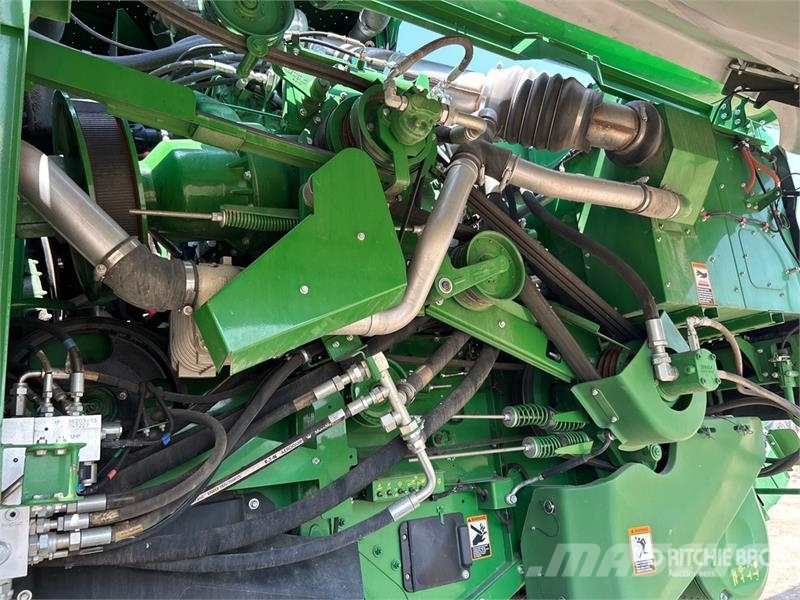 John Deere S690 Kombájnok