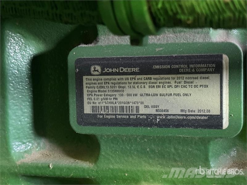 John Deere S690 コンバイン
