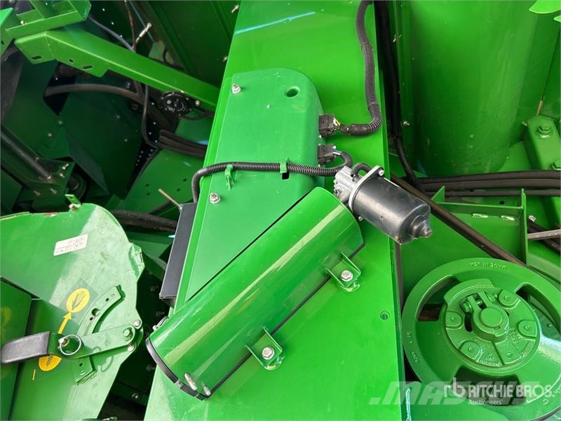 John Deere S690 Kombájnok