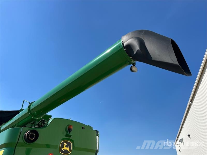 John Deere S690 Kombájnok