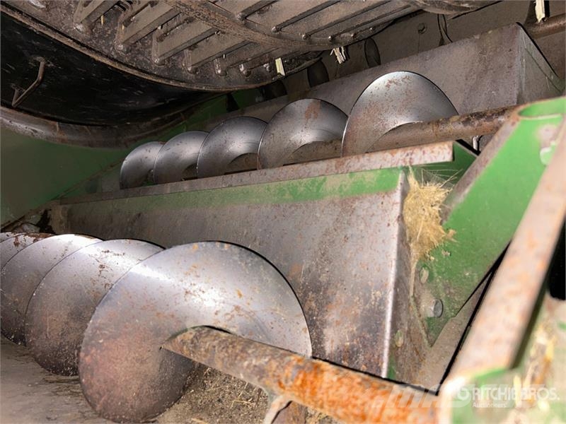 John Deere S690 Kombájnok