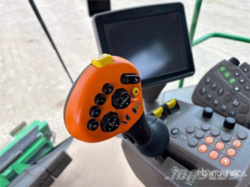 John Deere S690 Leikkuupuimurit