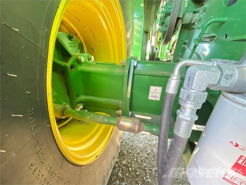 John Deere S690 コンバイン
