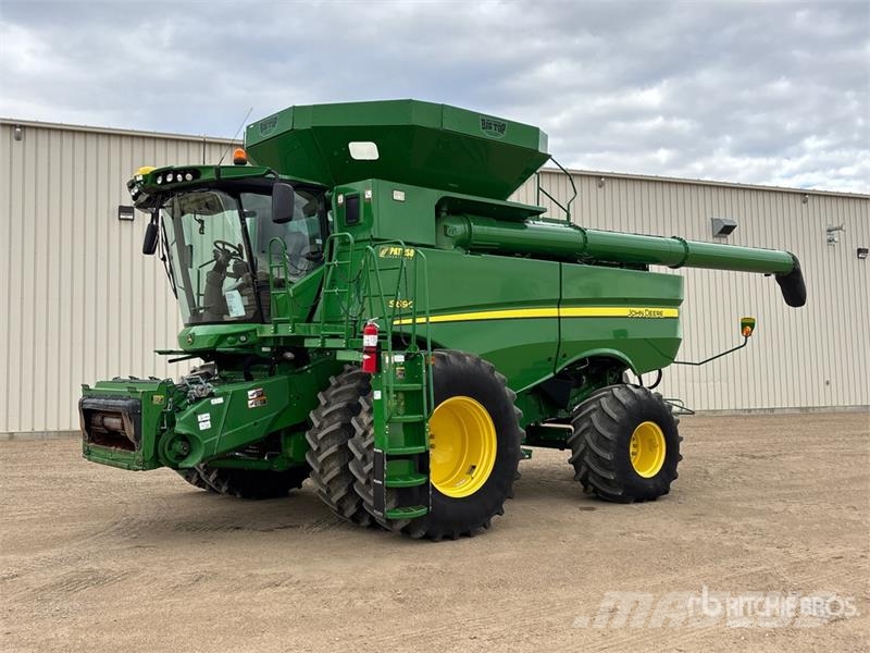 John Deere S690 Leikkuupuimurit