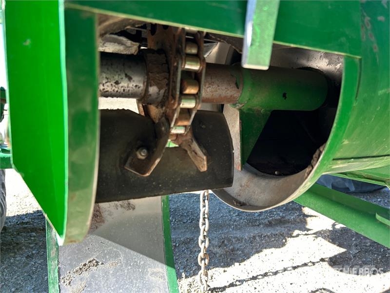 John Deere S690 コンバイン