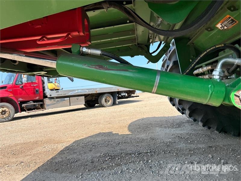 John Deere S690 Kombájnok