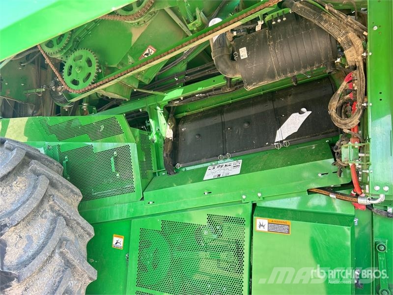 John Deere S690 Leikkuupuimurit