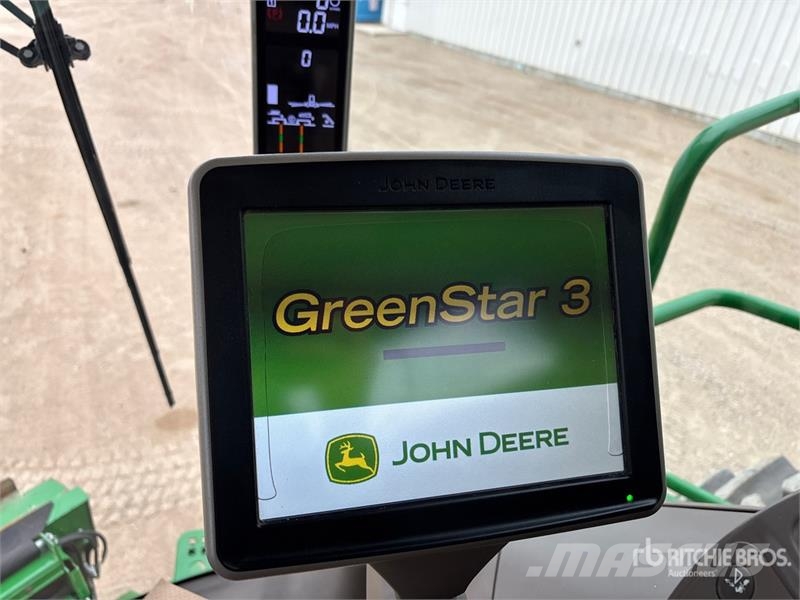 John Deere S690 Leikkuupuimurit