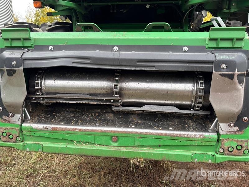 John Deere S690 Biçerdöverler