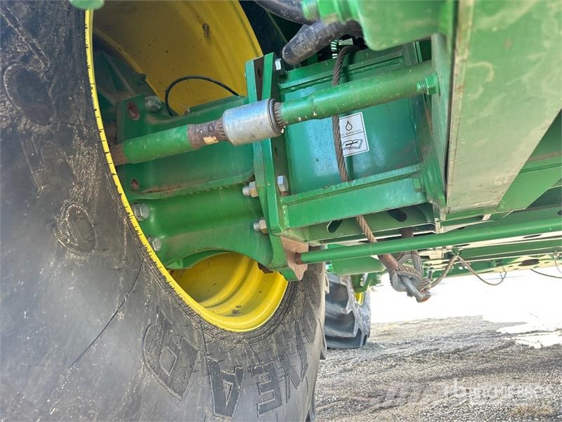 John Deere S690 Leikkuupuimurit