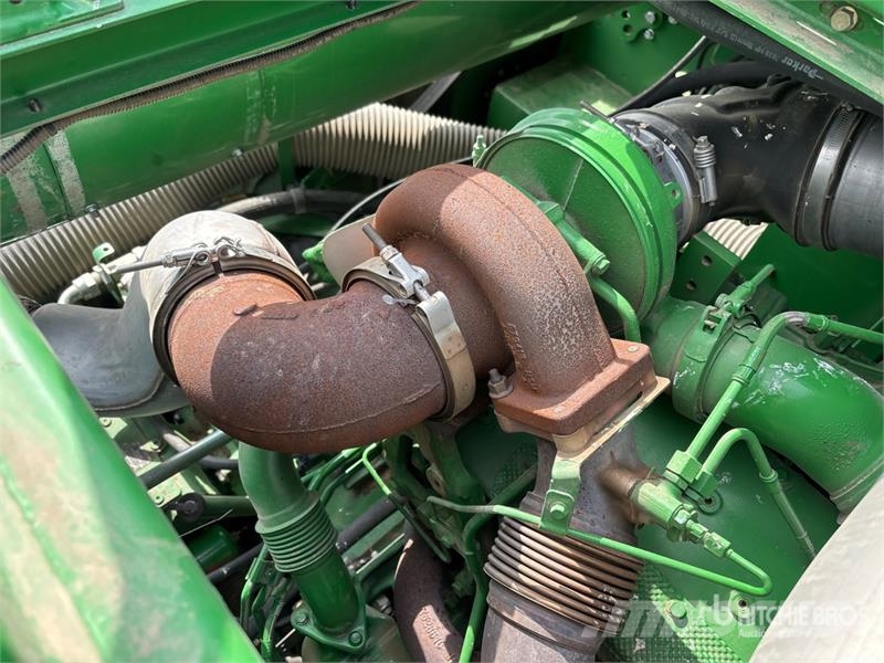 John Deere S690 Mähdrescher