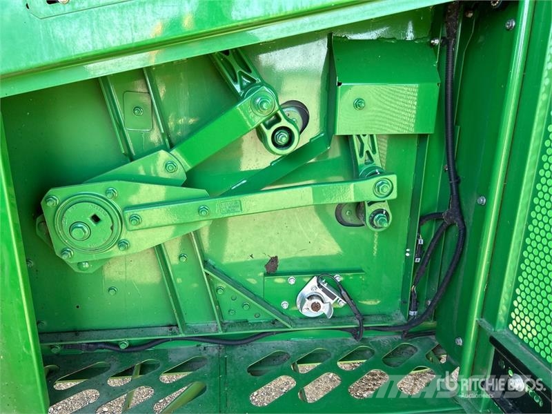 John Deere S690 Kombájnok