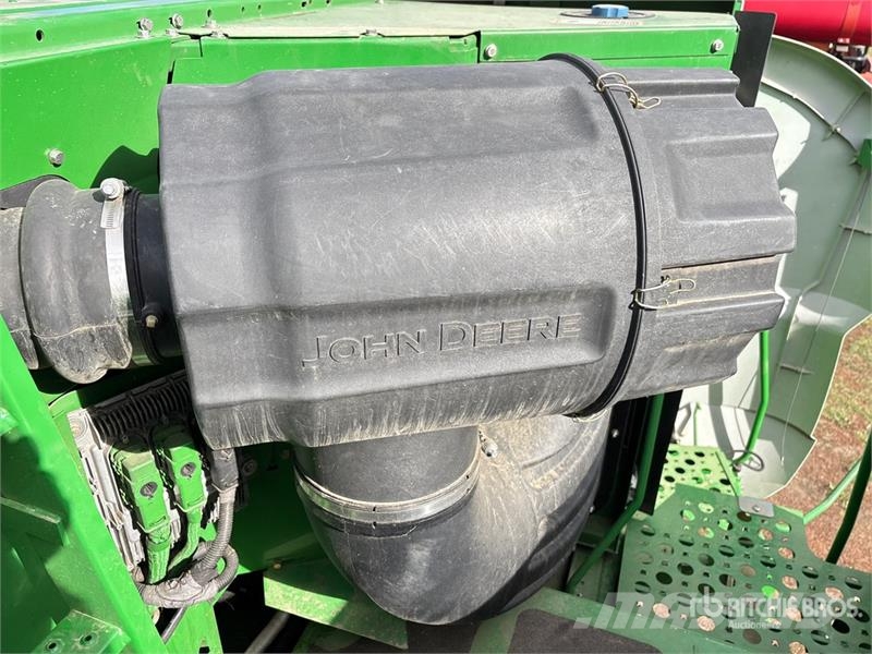 John Deere S690 حصادات