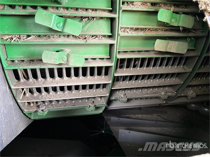 John Deere S690 Biçerdöverler
