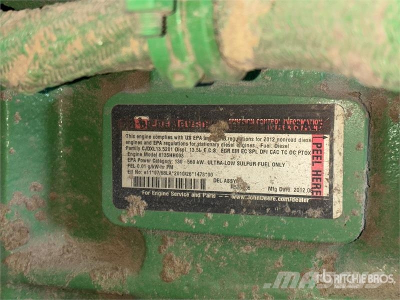 John Deere S690 コンバイン