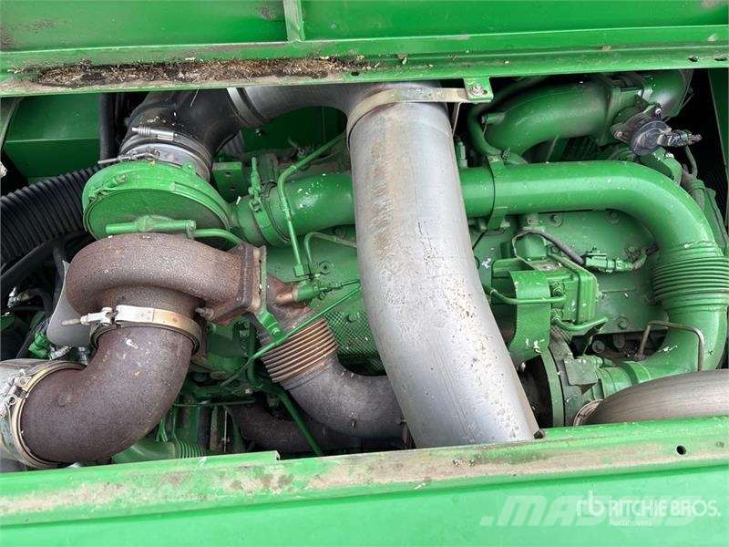 John Deere S690 Biçerdöverler