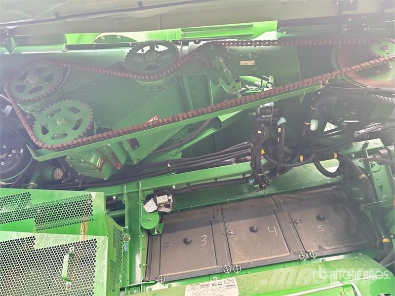 John Deere S690 حصادات