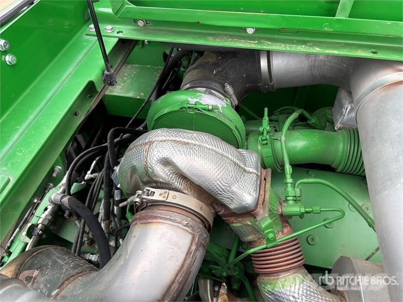 John Deere S690 Leikkuupuimurit
