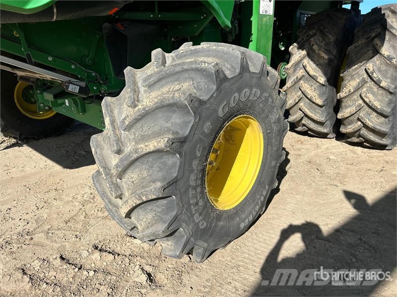 John Deere S690 Maaidorsmachines