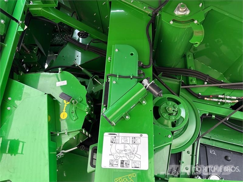 John Deere S690 Leikkuupuimurit