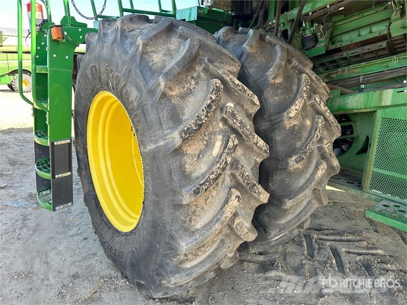 John Deere S690 Maaidorsmachines