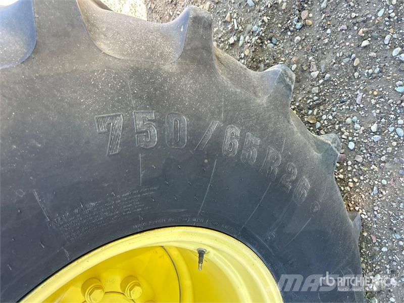 John Deere S690 コンバイン