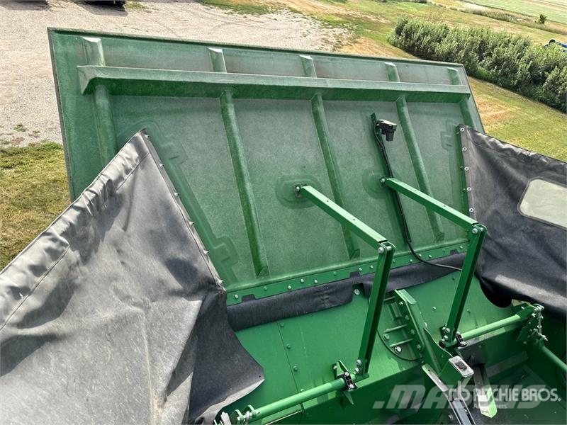John Deere S690 Mähdrescher