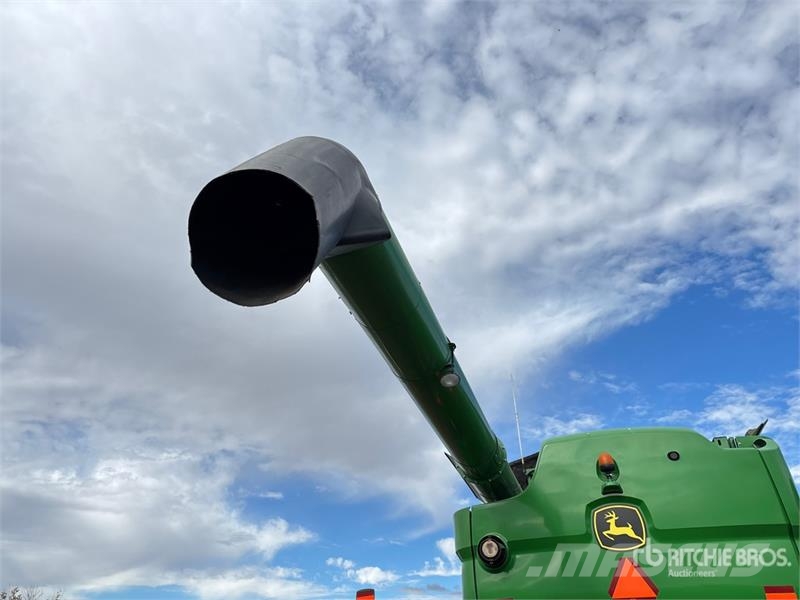 John Deere S690 حصادات