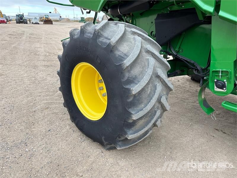 John Deere S690 Leikkuupuimurit