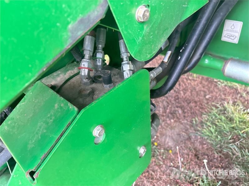 John Deere S690 حصادات