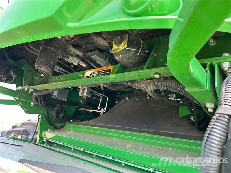 John Deere S690 Kombájnok