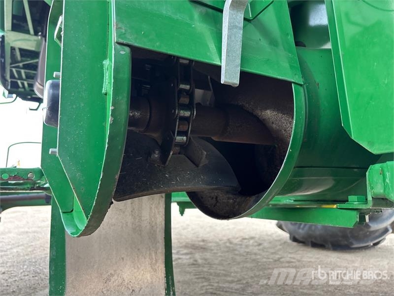 John Deere S690 Leikkuupuimurit