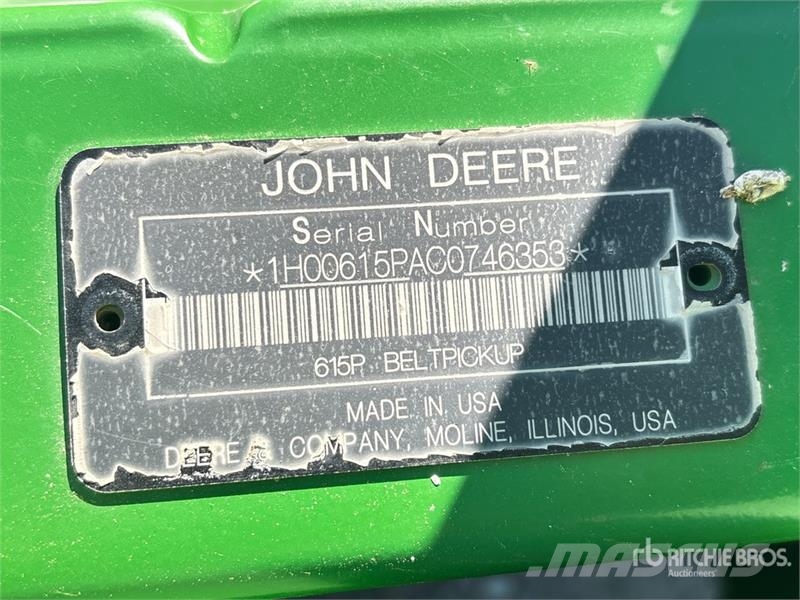 John Deere S690 コンバイン