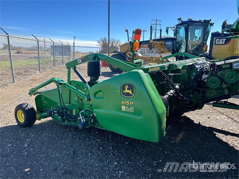 John Deere S690 コンバイン