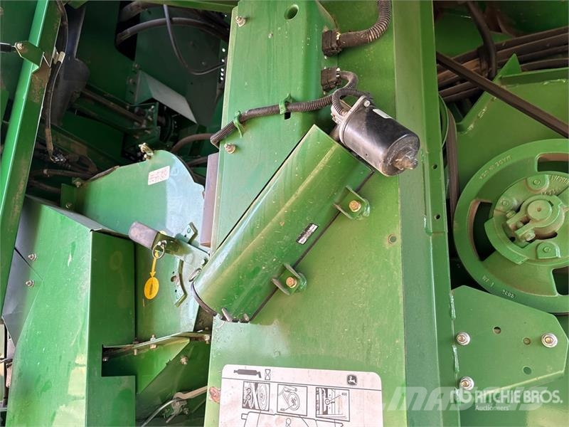 John Deere S690 Mähdrescher