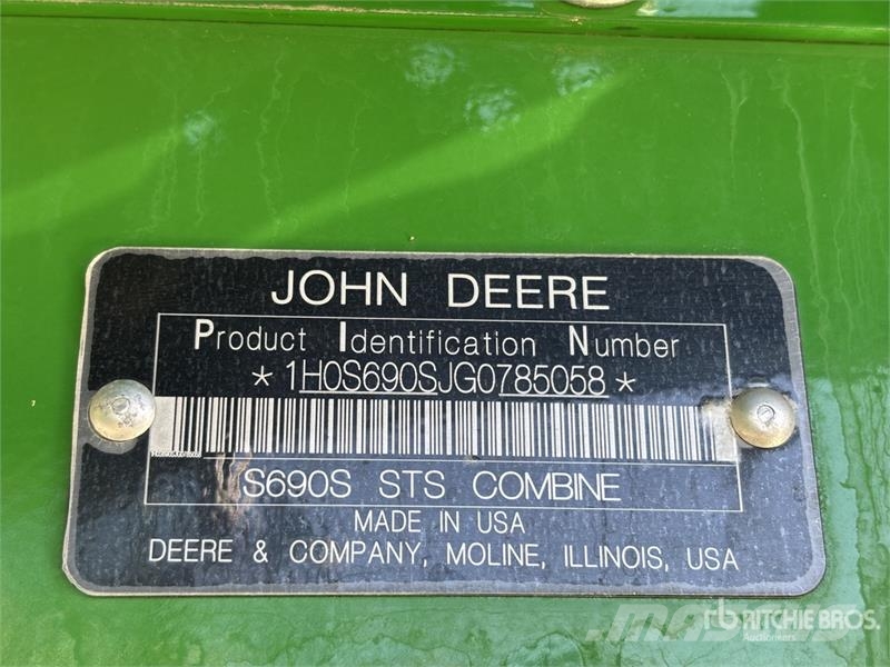 John Deere S690 Kombájnok
