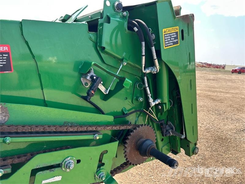 John Deere S690 Kombájnok