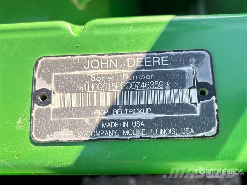 John Deere S690 コンバイン