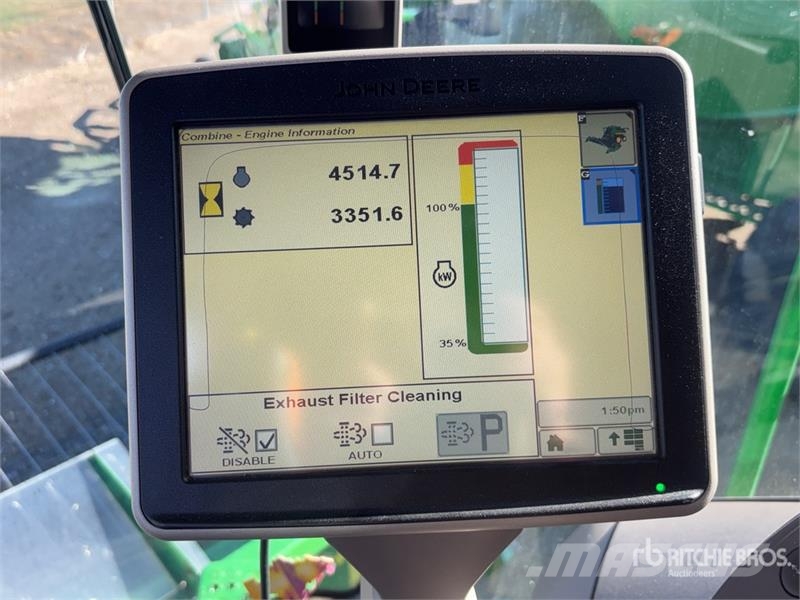 John Deere S690 コンバイン
