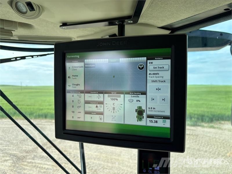 John Deere S770 Combine Harvester Sklízecí mlátičky